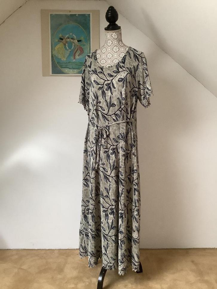 Vintage lange soepele grijsblauwe zomer jurk stretch 38-42, Kleding | Dames, Jurken, Gedragen, Maat 38/40 (M), Overige kleuren