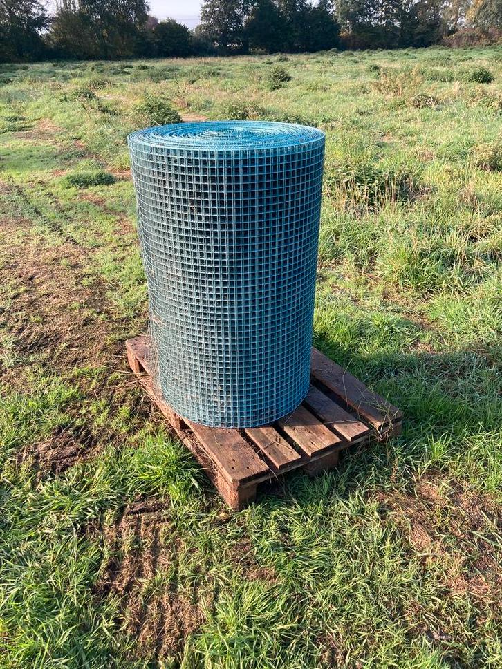 Nertsengaas 83 m, geplastificeerde gaas, afrastering, kooien, Tuin en Terras, Gaas en Draad, Gebruikt, Gaas, 20 meter of meer
