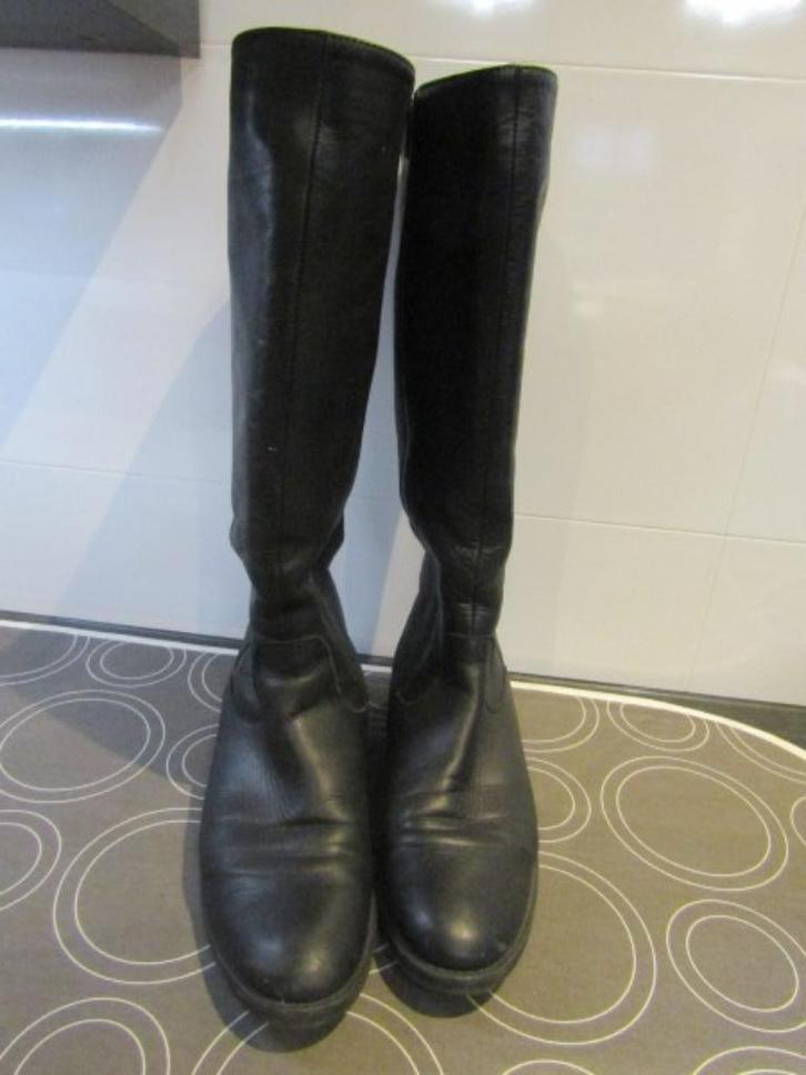 G638 Nelson mt 39 laarzen leer hoog zwart sierrits achter, Kleding | Dames, Schoenen, Zo goed als nieuw, Hoge laarzen, Zwart, Verzenden