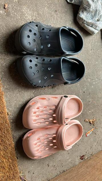  Crocs maat 39  beschikbaar voor biedingen