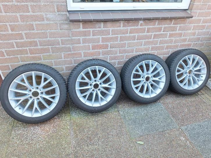 BMW 1, 2 series F20 F21 F22 F23 velgen + winterbanden, Auto-onderdelen, Banden en Velgen, Velg(en), Winterbanden, 17 inch, 205 mm