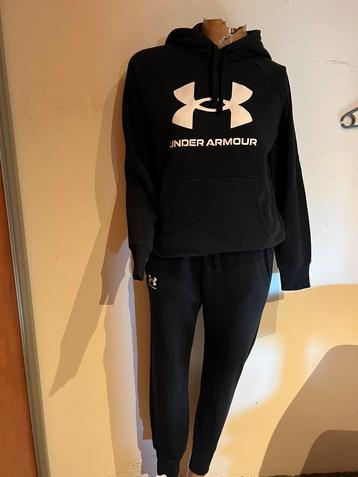 UNDER ARMOUR joggingpak XS  origineel ZGAN beschikbaar voor biedingen