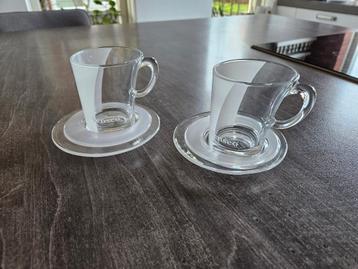 Leuke koffieglazen + schotels 2 stuks beschikbaar voor biedingen