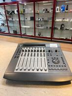 FOCUSRITE  - COMMAND 8 - DIGISIGN, Muziek en Instrumenten, Ophalen of Verzenden, Zo goed als nieuw