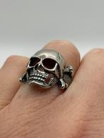 B360 Prachtige zilveren skull ring maat 19, 19 tot 20, Ophalen of Verzenden, X, Dame