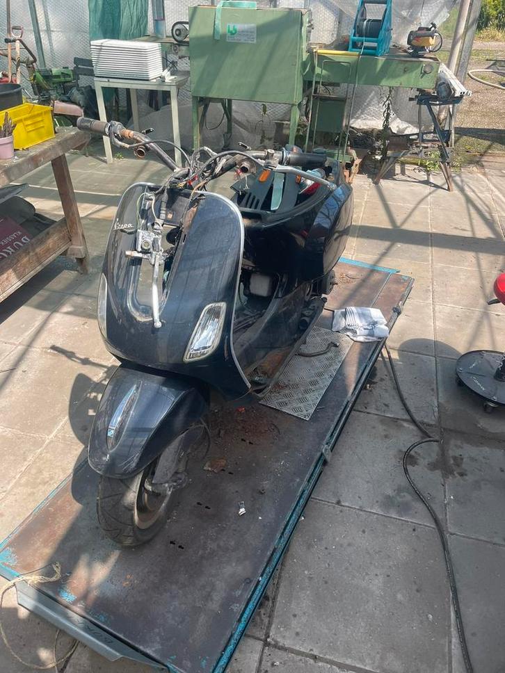 Vespa LX/S 2008 snor kenteken frame kaal bodem verrot, Motoren, Tuning en Styling, Ophalen of Verzenden