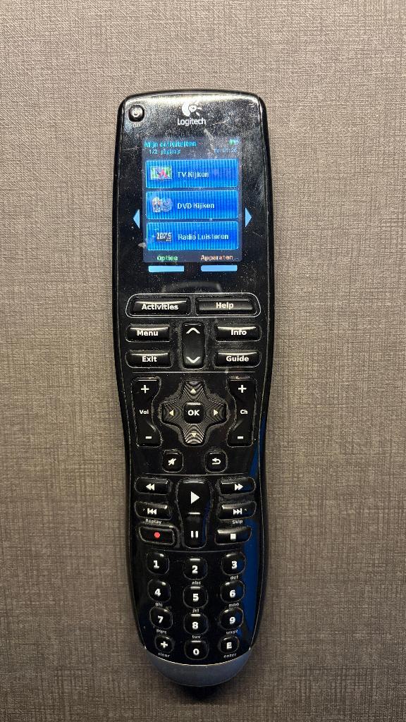 LOGITECH HARMONY ONE+, Audio, Tv en Foto, Afstandsbedieningen, Gebruikt, Universeel, Dvd, Mediaspeler, Receiver of Versterker