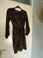 Midi jurk Musthaves - one-size, Musthaves, Ophalen of Verzenden, Onder de knie, Zo goed als nieuw