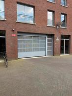 Parkeerplaats tevens voor zzp’ers bestelbussen/buscampers, Huizen en Kamers, Garages en Parkeerplaatsen, Noord-Brabant