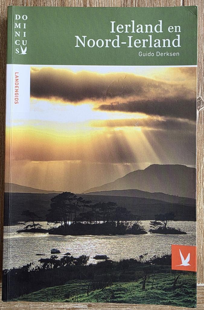 Dominicus Reisgids Ierland en Noord Ierland, Boeken, Reisgidsen, Zo goed als nieuw, Reisgids of -boek, Europa, ANWB, Ophalen of Verzenden