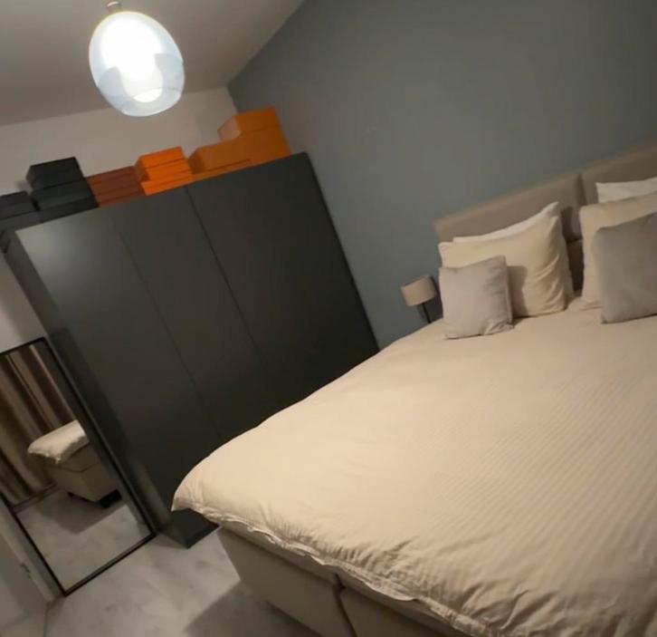 IKEA DONKERGRIJS PAX KAST ZO GOED ALS NIEUW, Huis en Inrichting, Kasten | Kledingkasten, Zo goed als nieuw, 200 cm of meer, 50 tot 100 cm