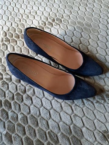 Barnello suède pumps - Maat 39,5 - Donkerblauw beschikbaar voor biedingen