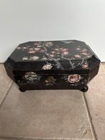 Antieke Chinese Lak naaidoos met parelmoer ingelegd 1880, Antiek en Kunst, Ophalen of Verzenden