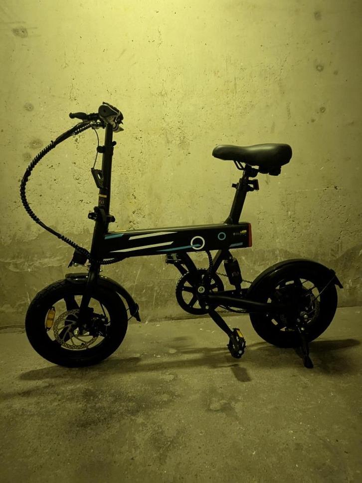 iScooter 250W foldable ebike, Fietsen en Brommers, Elektrische fietsen, Nieuw, Overige merken, Minder dan 30 km per accu, Ophalen