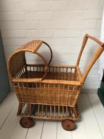 Poppenwagen Rotan Vintage, Kinderen en Baby's, Speelgoed | Poppen, Ophalen, Zo goed als nieuw, Overige typen