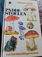 Natuurwijzer Paddenstoelen - Geïllustreerd, Ophalen of Verzenden, Gelezen, Bloemen, Planten en Bomen, Onbekend