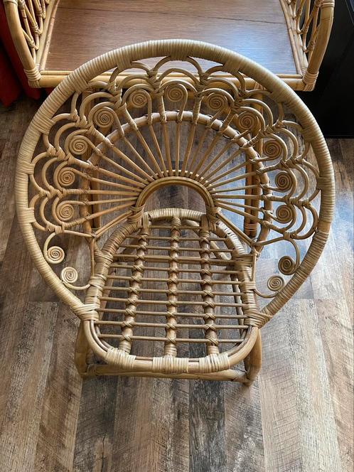 Atmopshera rotan kinderstoel en bureau, Kinderen en Baby's, Kinderkamer | Tafels en Stoelen, Nieuw, Tafel(s) en Stoel(en), Ophalen
