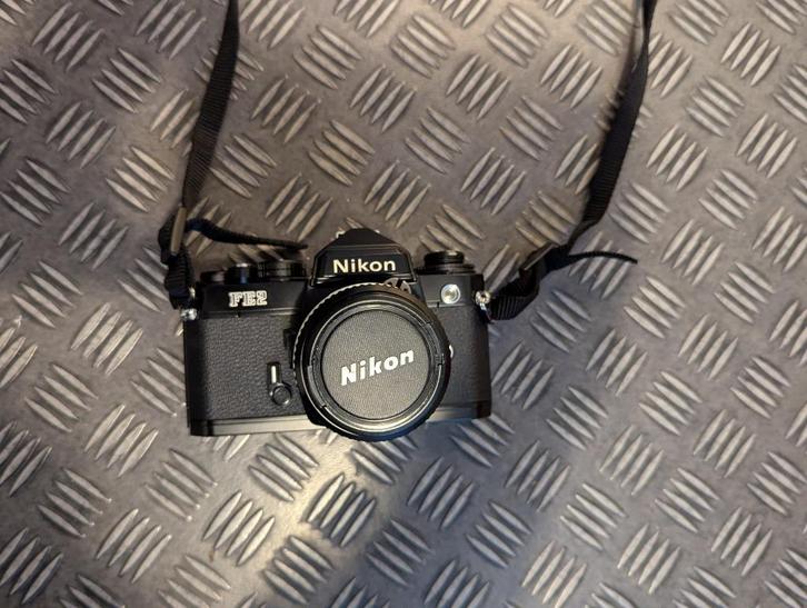 Nikon FE2 mint conditie met 50 1.8, Audio, Tv en Foto, Fotocamera's Analoog, Zo goed als nieuw, Spiegelreflex, Nikon, Ophalen