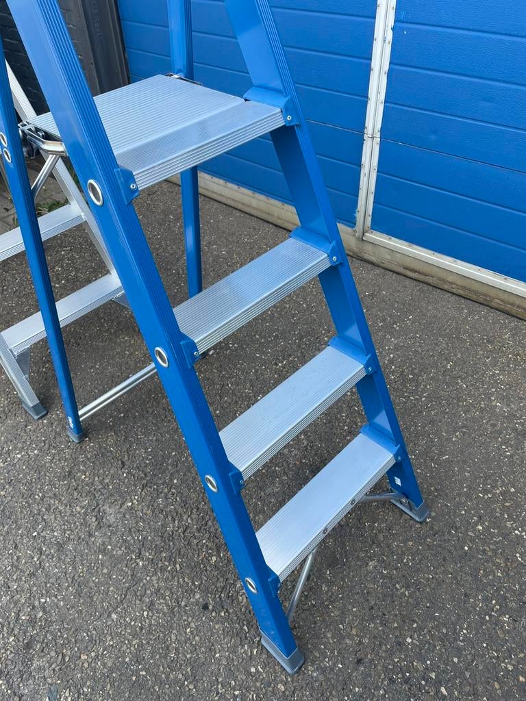 Proffesionele 1x4 trap nieuw, Doe-het-zelf en Verbouw, Ophalen, Zo goed als nieuw