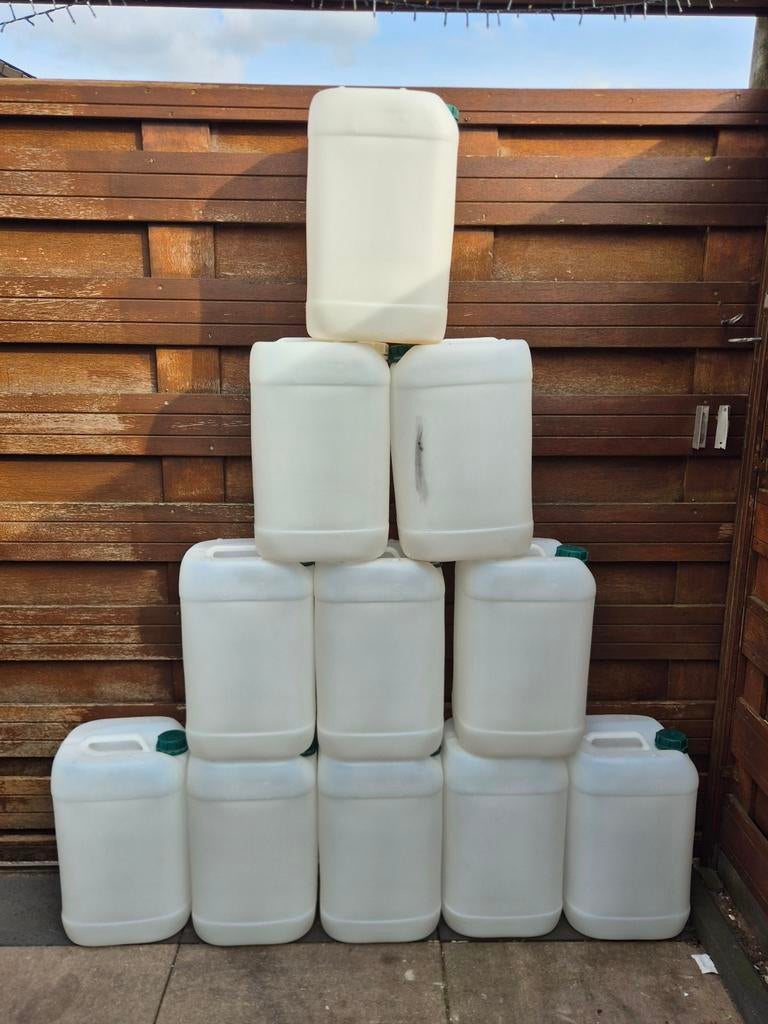 Jerrycan's 25L, Tuin en Terras, Regentonnen, Minder dan 75 liter, Ophalen of Verzenden