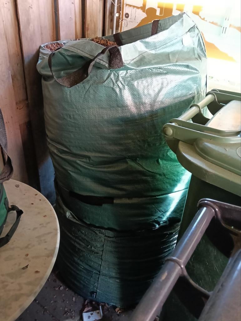 2 bags cacao doppen voor de tuin als Bodem bedekker, Verzenden, Tuinaarde