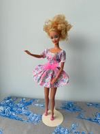 VINTAGE Barbie jaren 90, Verzamelen, Poppen, Ophalen of Verzenden, Zo goed als nieuw, Kleertjes