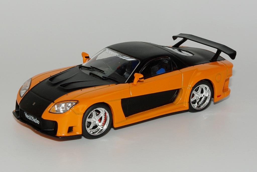 Mazda RX-7 FD 1995 SCHAAL 1/43 FAST & FURIOUS # 21