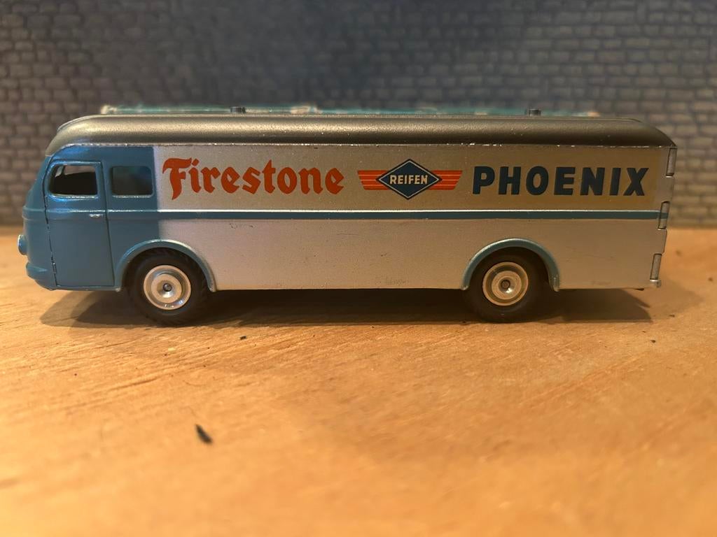 Marklin Phoenix kastenwagen, Hobby en Vrije tijd, Modelauto's | 1:43, Ophalen of Verzenden, Zo goed als nieuw, Overige merken