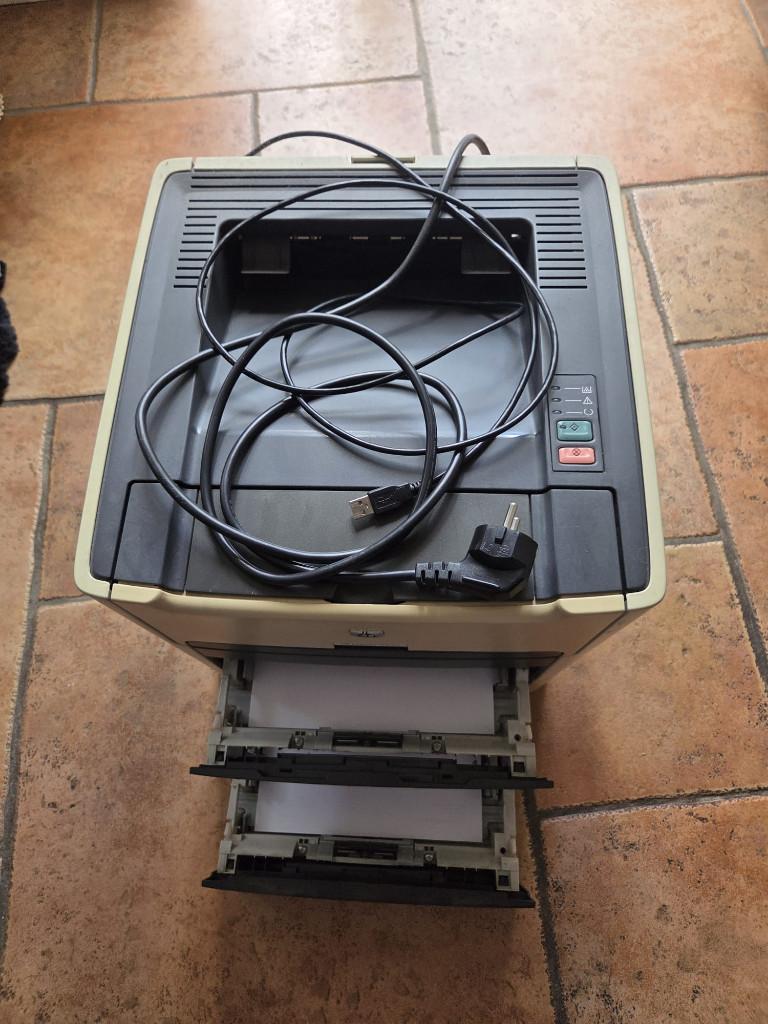Oud Laserprinter gratis af te halen, Hobby en Vrije tijd, Elektronica-componenten, Ophalen, Gebruikt
