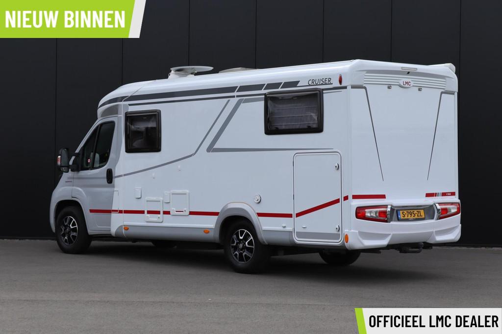 Lmc Cruiser V646 140pk Automaat | HEO safe sloten | Thule lu, Caravans en Kamperen, Automaat, Achteruitrijcamera, Tot en met 2