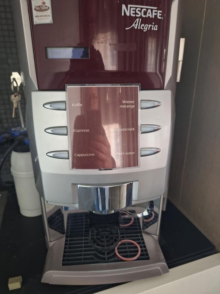 Nescafé Alegria Koffiemachine - Diverse Dranken, Ophalen, Gebruikt, Koffiepads en cups, Koffiemachine