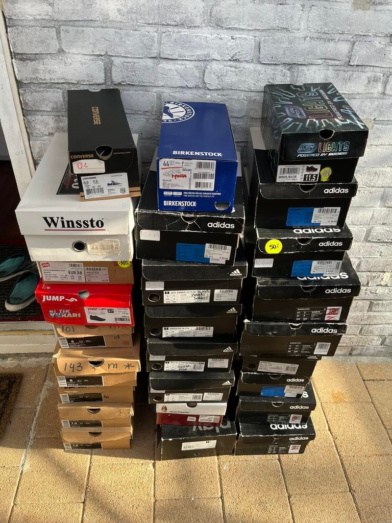 Lege schoenendozen (vooral Adidas en Nike) Nike OG box, Ophalen of Verzenden, Gebruikt