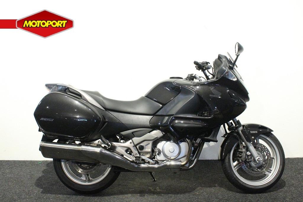 Honda NT 700 ABS DEAUVILLE (bj 2010), Motoren, Motoren | Honda, Bedrijf, Toermotor