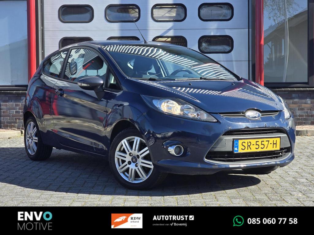 Ford Fiesta 1.4 Trend Automaat/Airco/AUX/LMV/Goedkoop!, Auto's, Euro 5, 4 cilinders, Blauw, Elektrische ramen