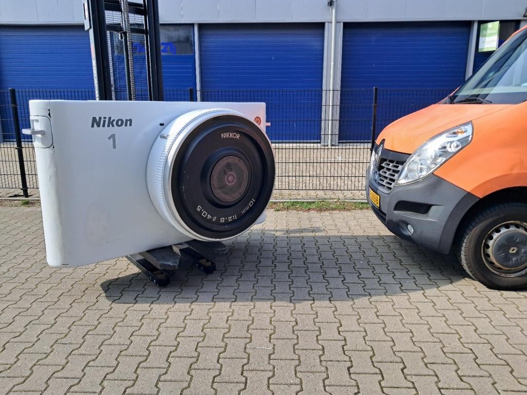 Uniek. Giga reclame Nikon dummy camera 200cm gewicht 50kg, Ophalen, Eu, Gebruikt, Eu