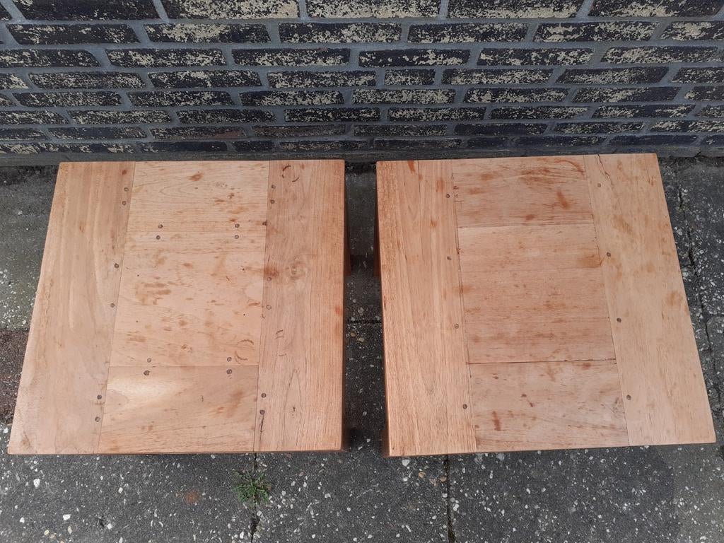 2 Houten Vierkante Tafeltjes / Krukjes - Opknapbeurt Nodig, Huis en Inrichting, Tafels | Bijzettafels, Ophalen, Minder dan 45 cm