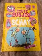 De Zoete Zusjes zoeken een schat - Kinderboek, Ophalen of Verzenden, Gelezen, Fictie algemeen