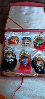 6 Handgeschilderde Chinese Opera Maskers in Zijden Doos, Ophalen of Verzenden, Zo goed als nieuw