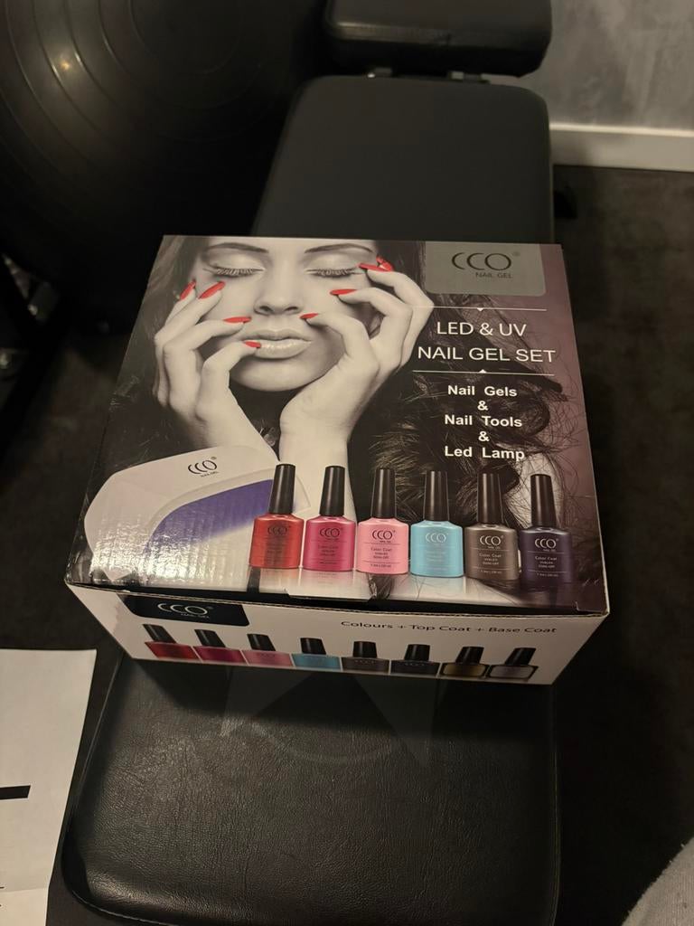 Led & uv lamp gel set starterskit, Ophalen of Verzenden, Zo goed als nieuw