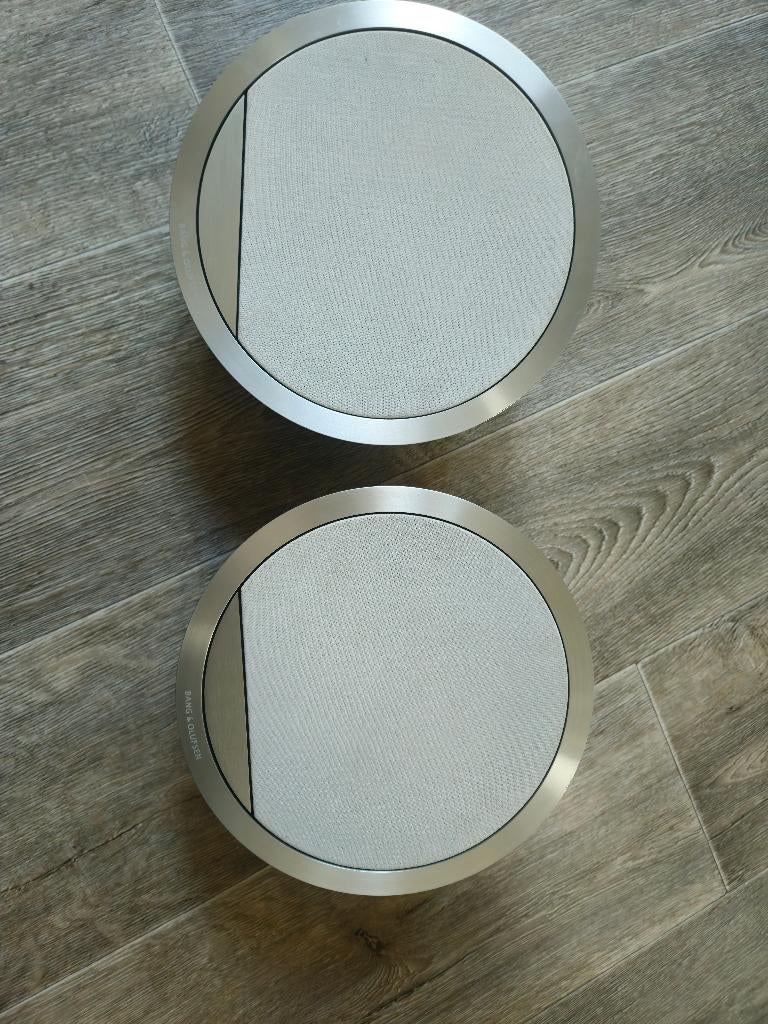 B&O Beovox 2-2 Wit, Zo goed als nieuw, Minder dan 60 watt, Front, Rear of Stereo speakers, Ophalen