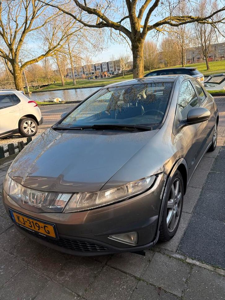 Honda Civic 1.8 I 5DR AUT 2008 Grijs, Auto's, Honda, Civic, Benzine, B, Hatchback, Automaat, Geïmporteerd, Zilver of Grijs, Voorwielaandrijving