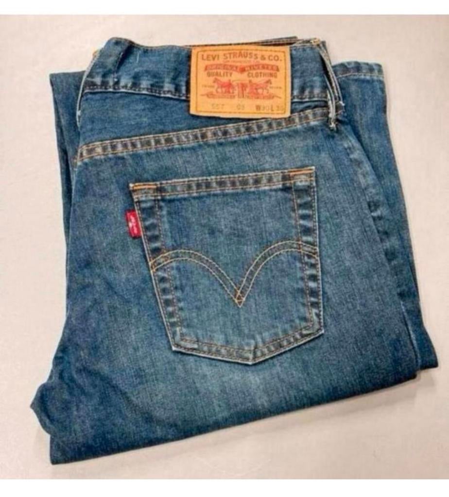 Levis Levi’s 557 spijkerbroek jeans W30-L36 30-36 als nieuw, Kleding | Dames, Spijkerbroeken en Jeans, Blauw, Ophalen of Verzenden
