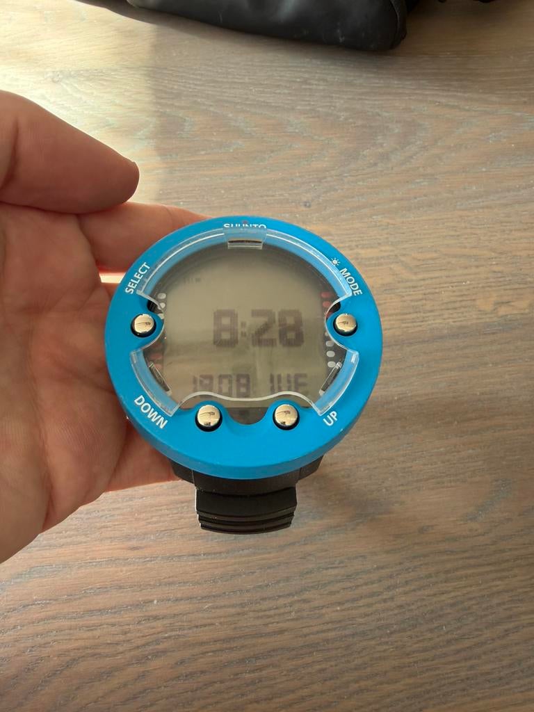 Suunto Zoop Novo Duikcomputer | Defecte schroef, Ophalen of Verzenden, Gebruikt, Duikcomputer