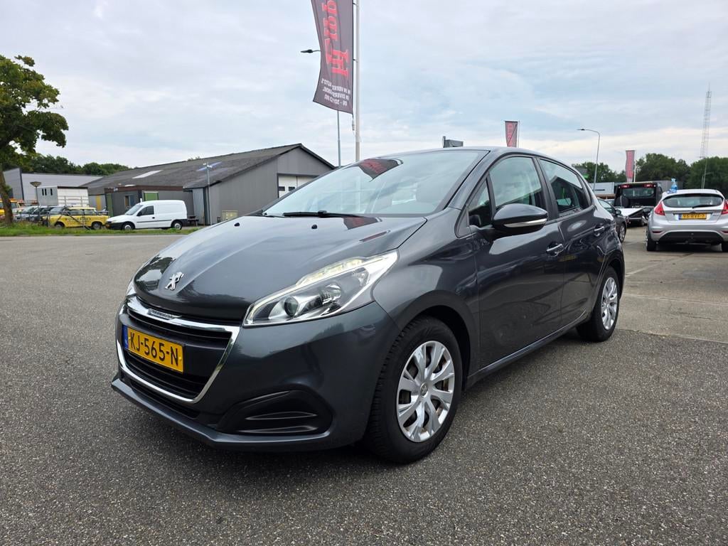 Peugeot 208 1.2 PureTech Active, Voorwielaandrijving, Gebruikt, 1199 cc, 82 pk