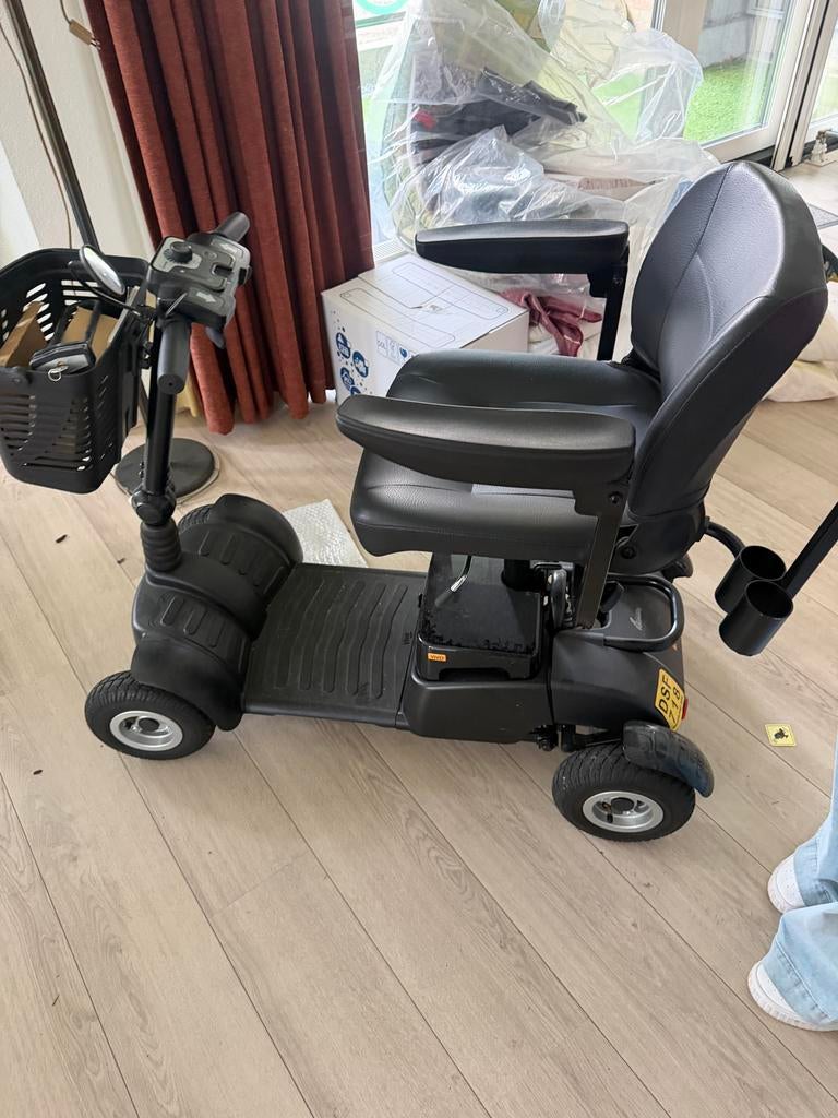 ScootMobiel Vivo demontabel ,, Diversen, 10 km/u of minder, Ophalen, Overige merken, 26 t/m 35 km