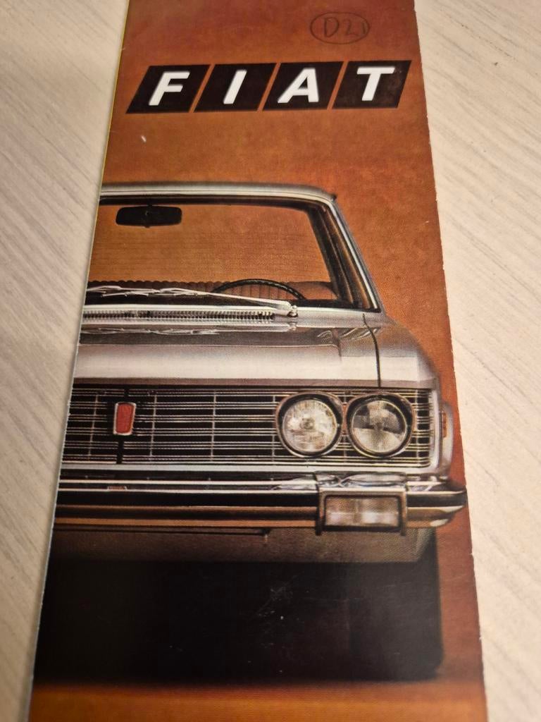 Jaren 70 Fiat folder Nederlands óók Fiat Ferrari Dino 130, Ophalen of Verzenden, Zo goed als nieuw, Overige merken
