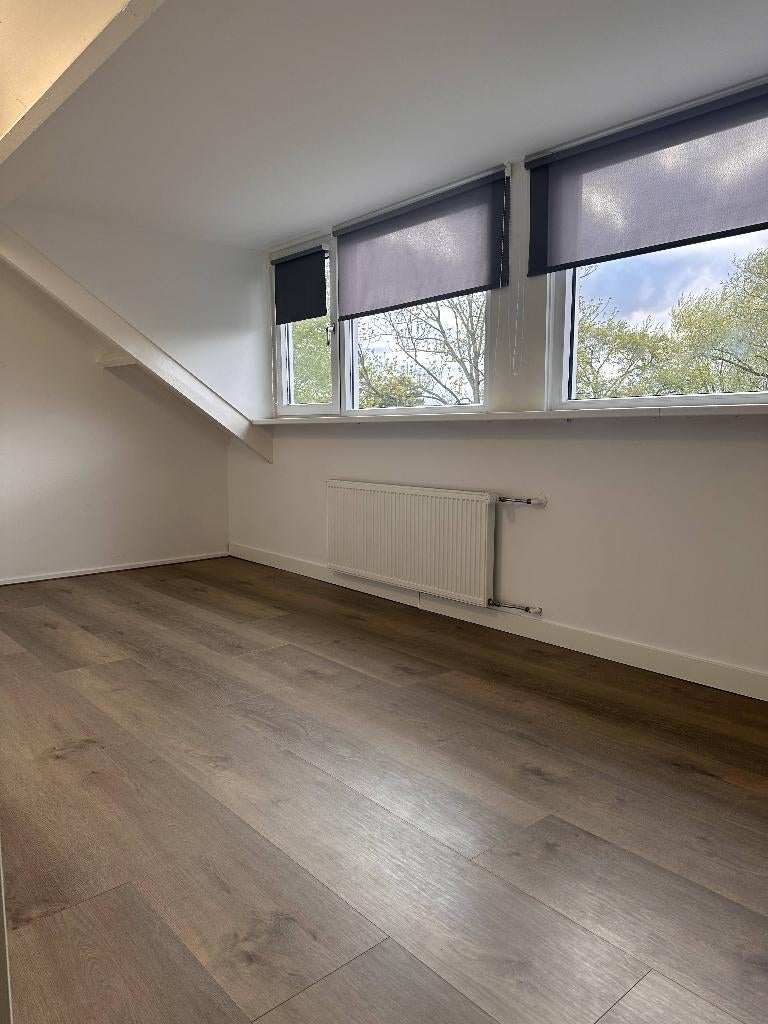 Mooie Luxe kamer puur woongenot midden in het Mooie Zeist!, Huizen en Kamers, Kamers te huur, 20 tot 35 m², Utrecht