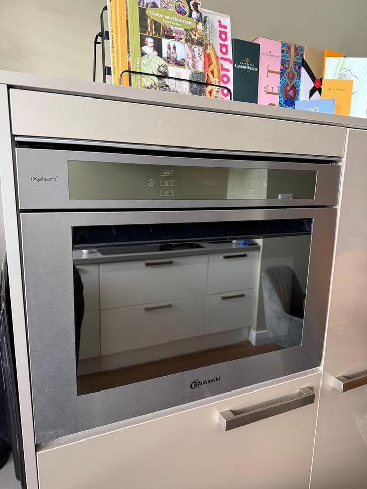 Bauknecht inbouw combimagnetron, Witgoed en Apparatuur, Magnetrons, Gebruikt, Inbouw, Combimagnetron, 45 tot 60 cm, Oven, Draaiplateau