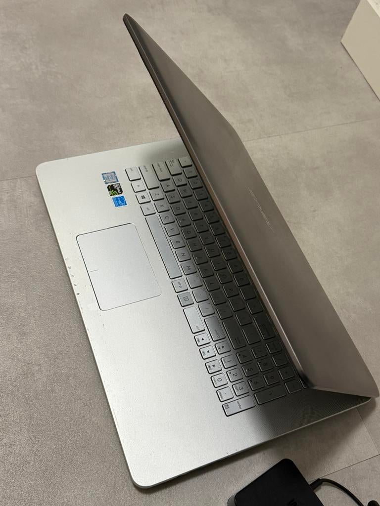 ASUS N752V Laptop defect - Intel Core i7, NVIDIA GTX 950M, Gebruikt, Met videokaart, 2 tot 3 Ghz, Qwerty