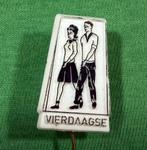 Speldje vierdaagse wit, Ophalen of Verzenden, Zo goed als nieuw, Overige onderwerpen